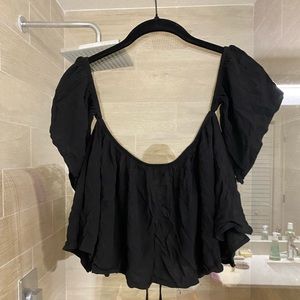 POLLY & ESTHER BLACK CROP TOP